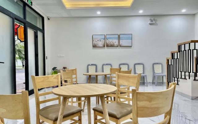 Teddy 96 Homestay & Cafe - Grand World Phu Quoc