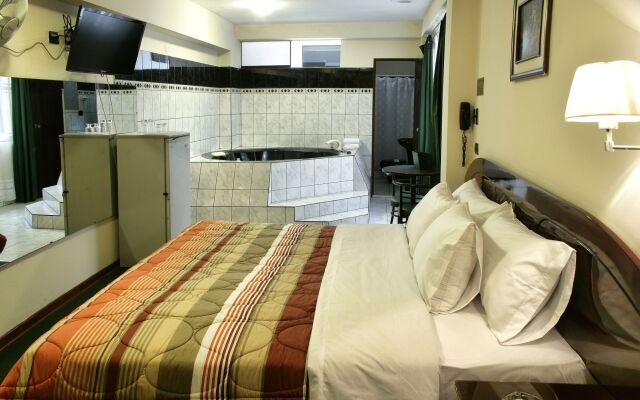 Amara Hotel