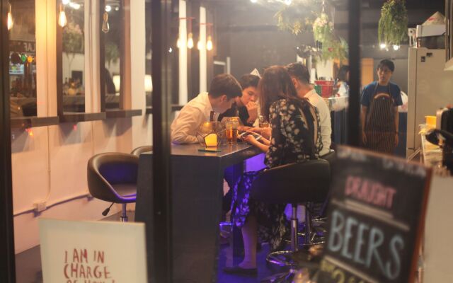 LAF Hotel Aree