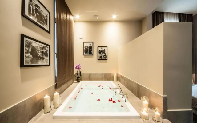 Vittoriano Luxury Suites