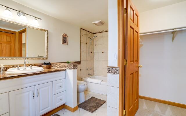 Redmond Vacation Rental ~ 16 Mi to Seattle!