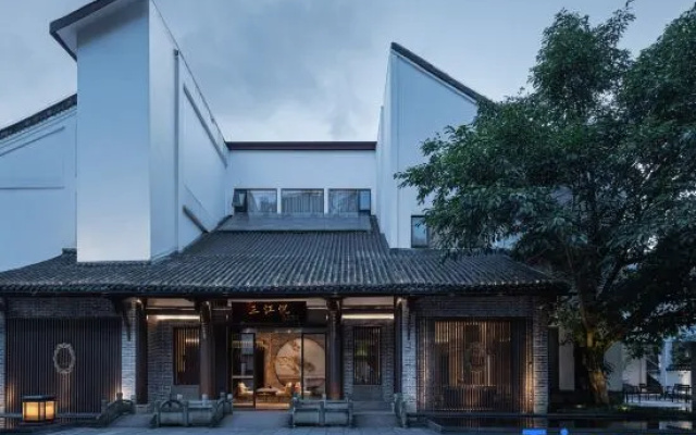 Sanjiangyue Holiday Hotel