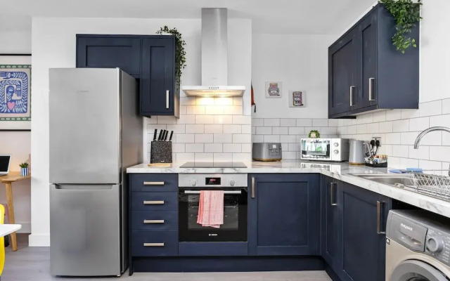Queens Mile 2 With Free Parking By My Getaways