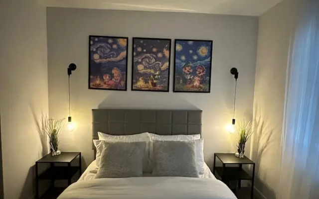 The Retro Suite With Wii Games and Entertainment