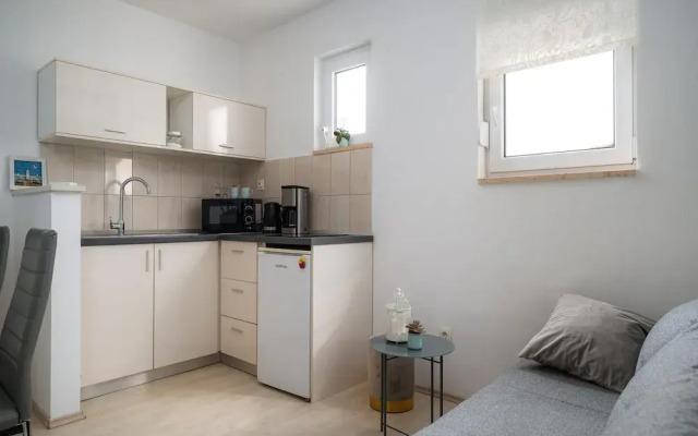 Beautiful Apartment With Parking Space