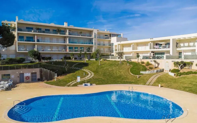 Balaia Residence 2 Bedroom Penthouse With Pool