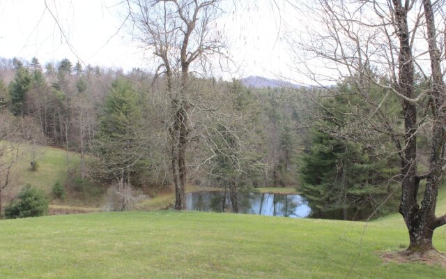 New River Inn and Cabins
