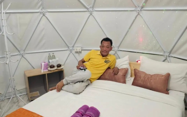 Everest Resort