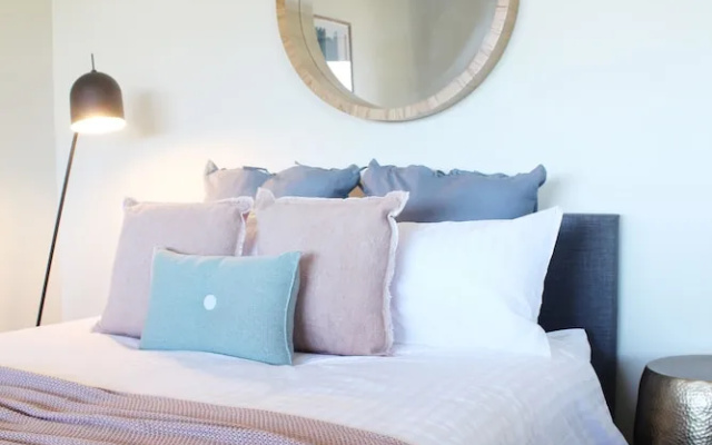 Hamptons By The Bay at Nelson Bay – Guest Rooms – Nelson Bay
