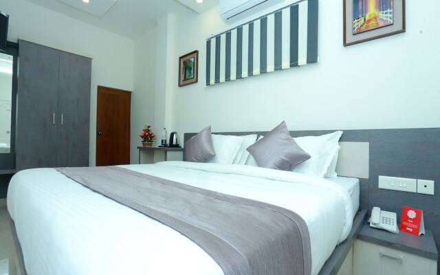 OYO 10278 Hotel Caprice Residency