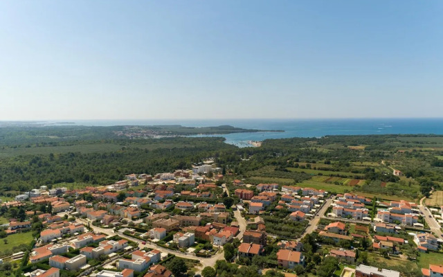 Pool House Robertino