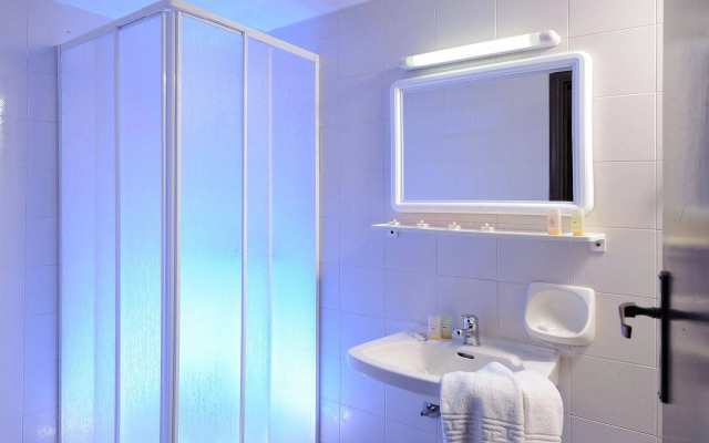 Aegean Sky Hotel & Suites