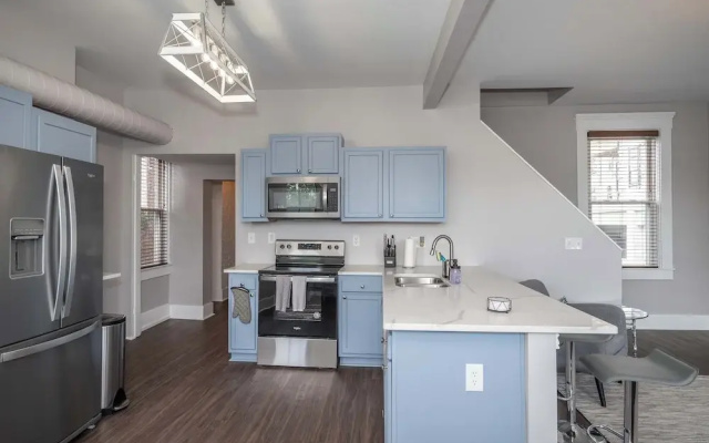 Heart of Mainstrasse Apt 4