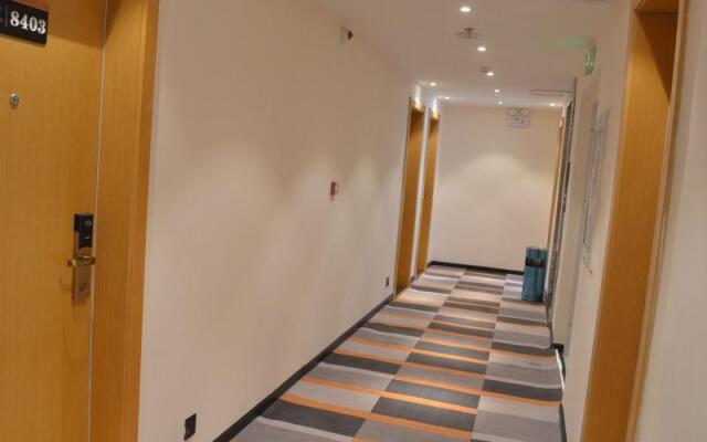 Shell Hotel Macheng Trade Logistics City