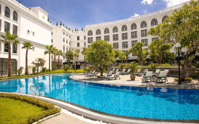 Silk Path Grand Hue Hotel