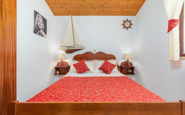 Stunning Home in Fazana With Wifi and 2 Bedrooms