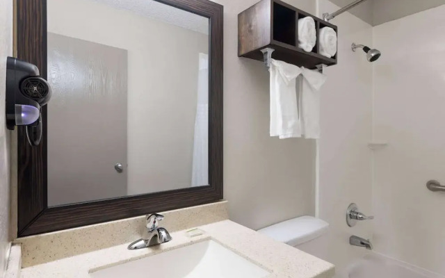 Days Inn Miami