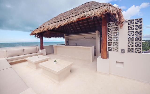 Casa Astral Eco Luxury Holbox Island - Sunset and Ocean View with Rooftop Pool (steps from the beach)