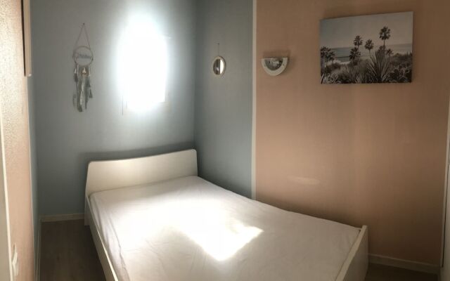 Maison terrasse parking plages vue mer
