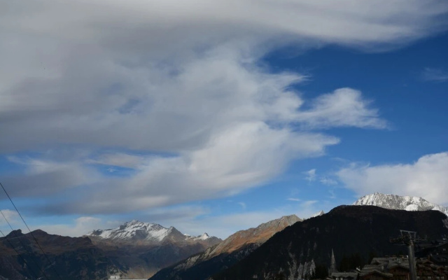 Apartment With 2 Bedrooms in Courchevel 1850 - Saint Bon Tarentaise, W