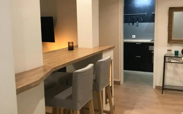 T4 refait à neuf Rennes, 3 ch. parking, 2 balcons.