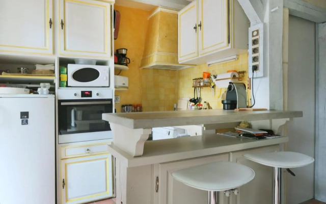 Beautiful and spacious T2 #Tours #Halles #Courtyard