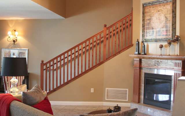 GrandStay Hotel & Suites