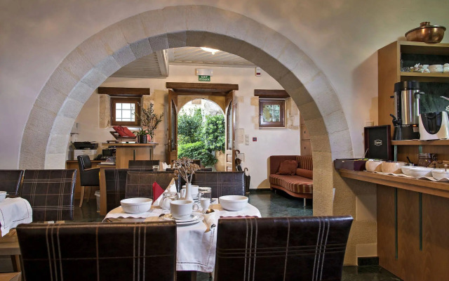 Ionas Boutique Hotel