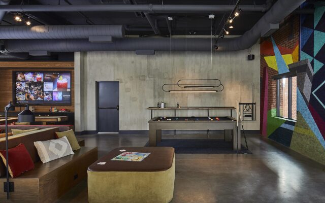 Moxy Chattanooga Downtown