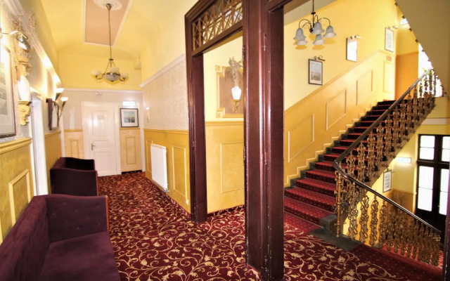 Old Prague Hotel