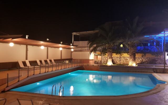 Sozos Inn Hotel