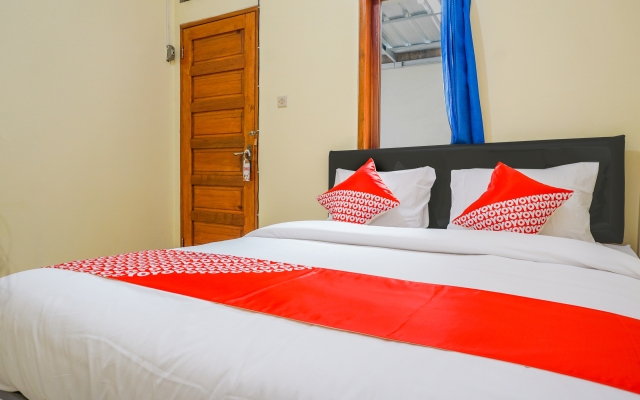 OYO 2401 Ardini Residence