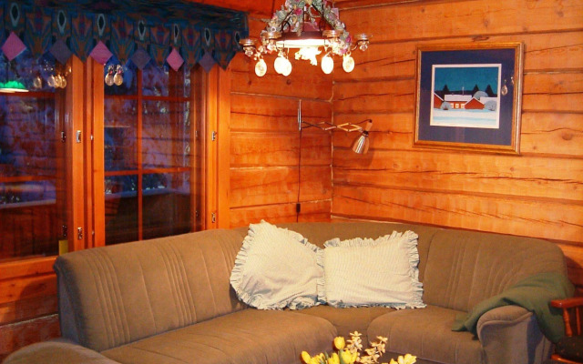 Arctic Light Apartments