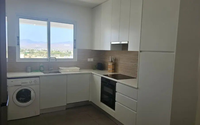 56 NIC - Stay Space View Apartment