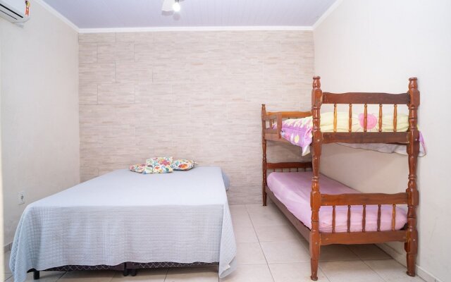 Linda casa no condomínio Morada da Praia