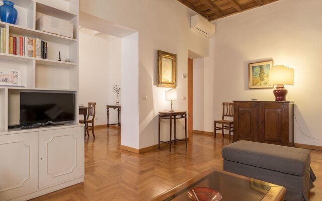 A peaceful retreat 2 minutes from Piazza Navona - FromHometoRome