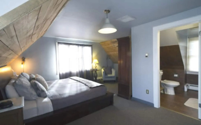 Queen Anne Bed And Breakfast