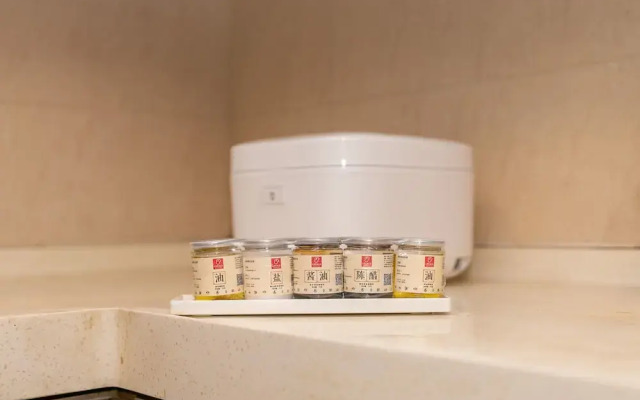 Locals Boutique Apartment Gongbei No.4