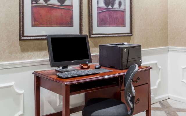 Baymont by Wyndham Hickory