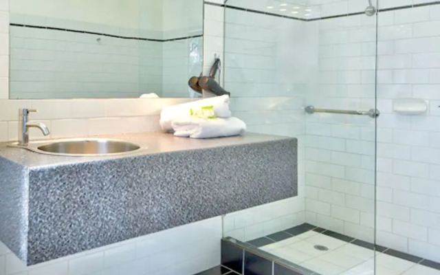 Best Western Geelong Motor Inn & Serviced Apartments
