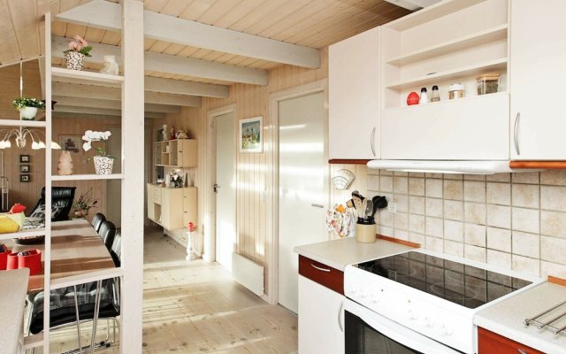 Restful Holiday Home in Ringkøbing With Whirlpool