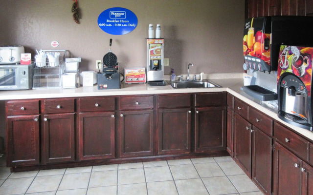 Rodeway Inn Saint Joseph