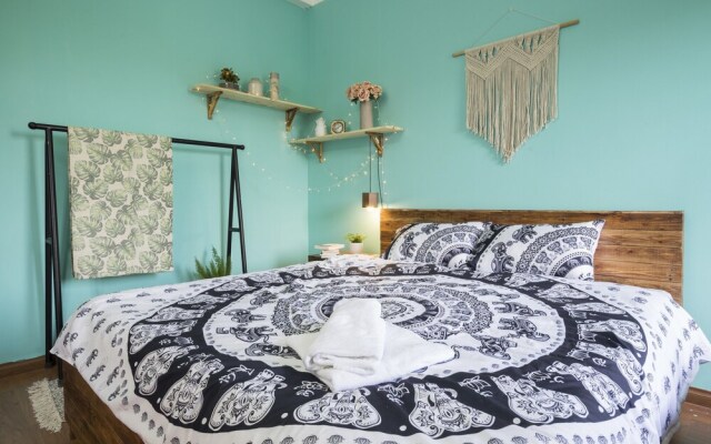 Little Bohemian Retreat