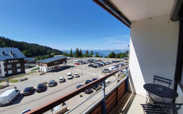 Résidence LES CHAMOIS Pied des pistes Chamrousse