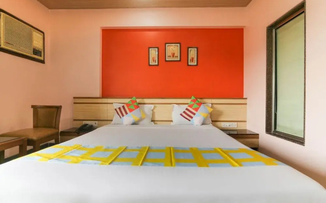 OYO Home 61748 Royal Stay Kalamboli