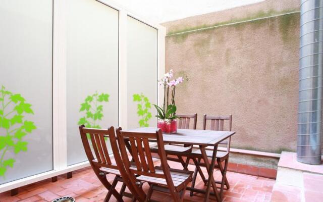 Suites4days Sagrada Familia Building