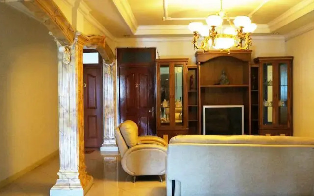 Golden Homestay