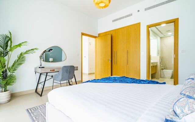 Downtown Charming Condo Close to Dubai Mall