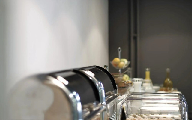 BLEECKER Hotels