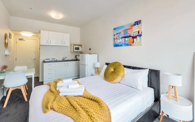 Awesome City Studio with WiFi Nr Spark Arena